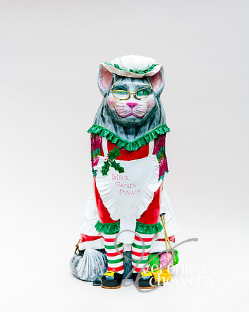 #18 Mrs. Santa Paws